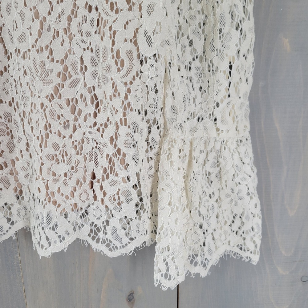 Rose + Olive Lace Blouse Women Size S Ivory Bell Sleeve Romantic Coquette - Picture 4 of 9